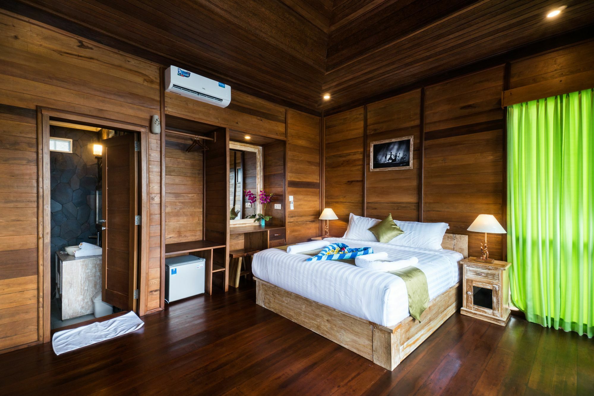 Jenggala Hill Hotel Nusa Lembongan  Exterior photo