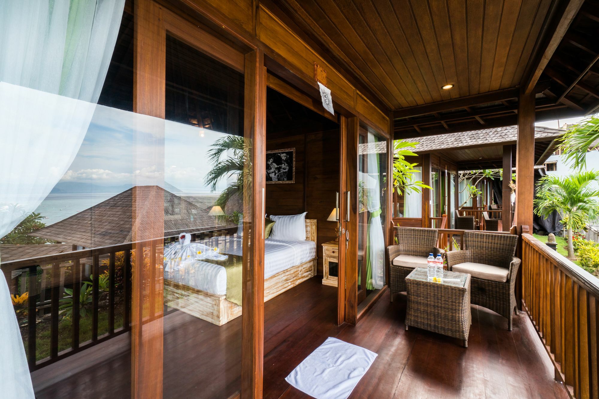 Jenggala Hill Hotel Nusa Lembongan  Exterior photo